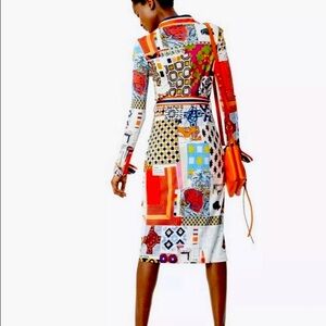 Tory Burch Long Sleeve shirt Dress. This dress will impress!Great for travel